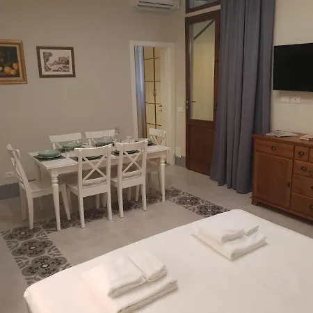 Apartment Coco Places Firenze, Uffizi Florence